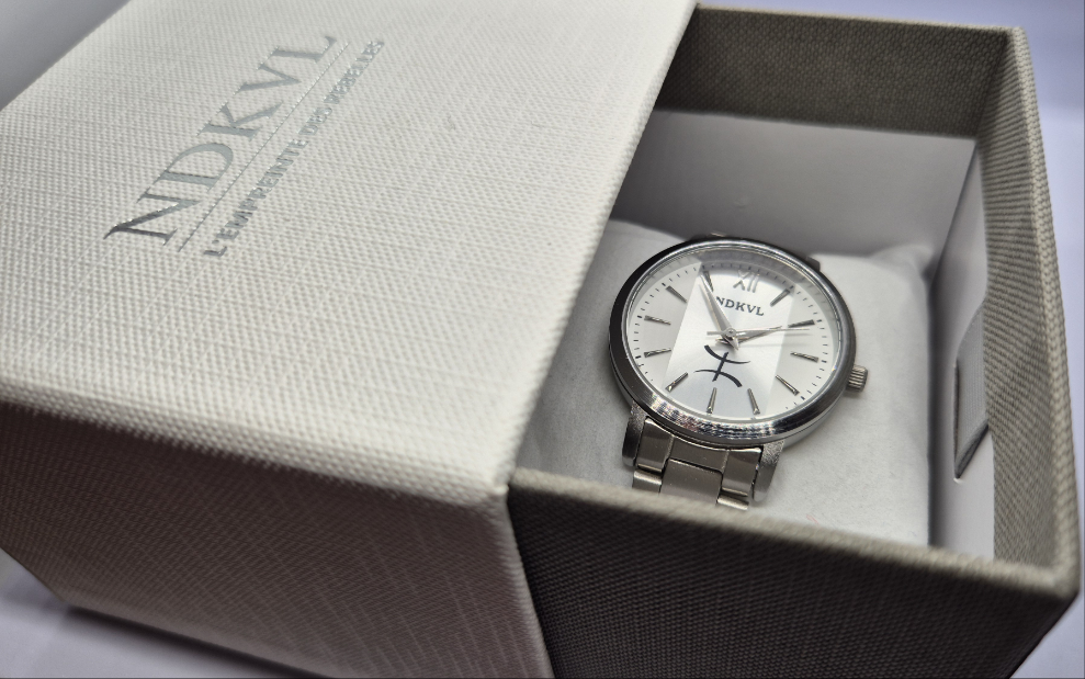 Montre NDKVL – Édition Femme Argentée